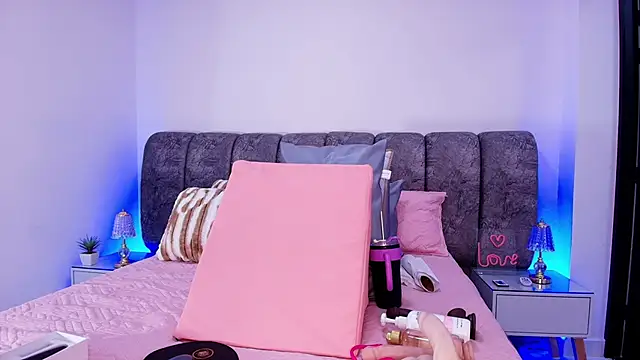 sweegirl69 online show from 14, 11, 2025