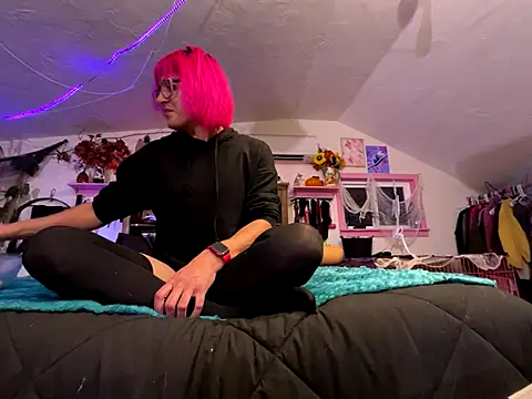 kinkycanner online show from 13, 11, 2025