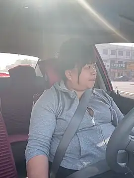 icewoman888 online show from 4, 11, 2025