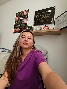 Snapshot of Madisson-04_ chatting on 20, 6, 2026 Madisson-04 online show from 20, 6, 2026