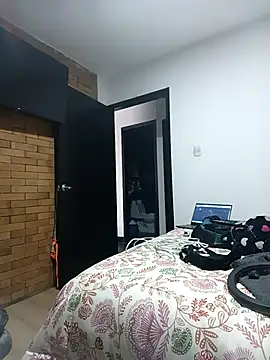 MiaForever1 online show from 10, 9, 2025