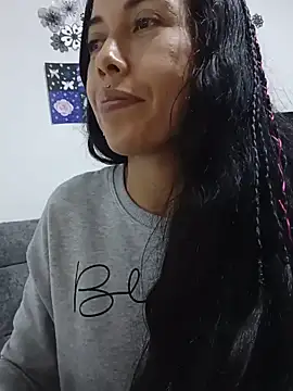 Snapshot of MiaForever1 chatting on 20, 6, 2026 MiaForever1 online show from 20, 6, 2026