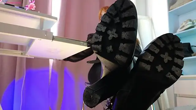 CruelSiren online show from 9, 11, 2025