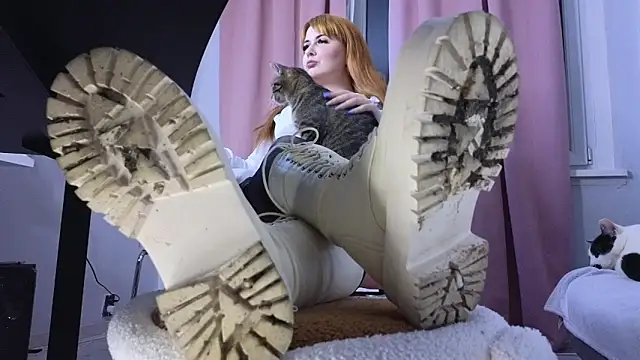 CruelSiren online show from 2, 2, 2026