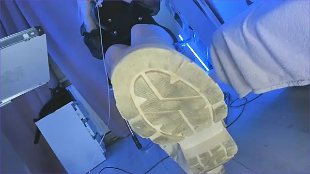 CruelSiren online show from 21, 9, 2025