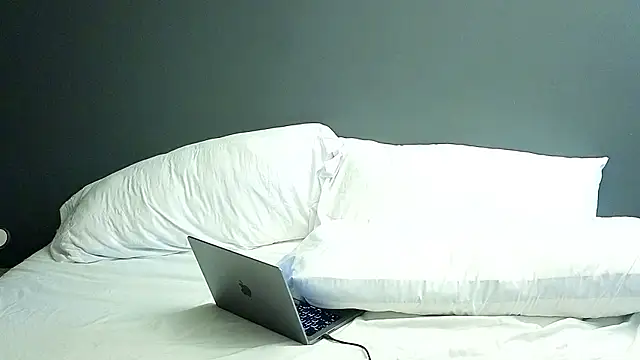 maskedboy1 online show from 5, 11, 2025