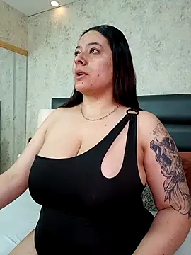 SophieCurves online show from 16, 10, 2025