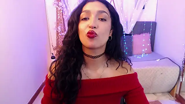 Cleofox  online show from 4, 10, 2025