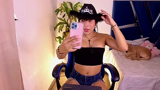 dahiana marin online show from 4, 8, 2026