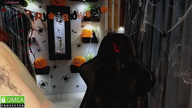 Roxy foxi online show from 31, 10, 2025