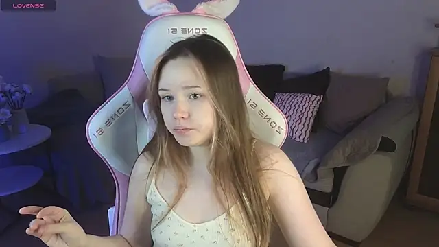 Sweetie Hope online show from 13, 11, 2025