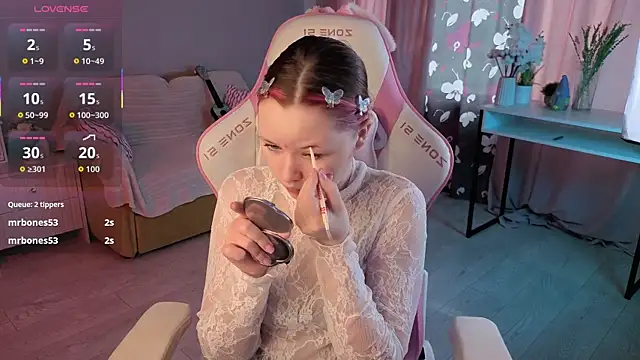 Sweetie Hope online show from 26, 9, 2025