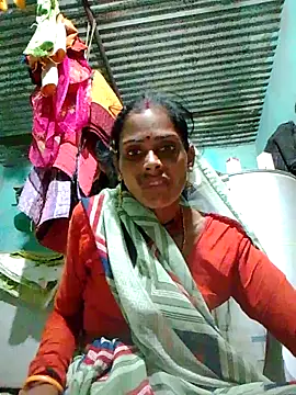 Snapshot of H_seema chatting on 12, 10, 2025 H seema online show from 12, 10, 2025