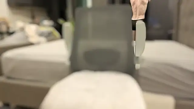 Snapshot of squidbot3000 chatting on 22, 10, 2025 squidbot3000 online show from 22, 10, 2025