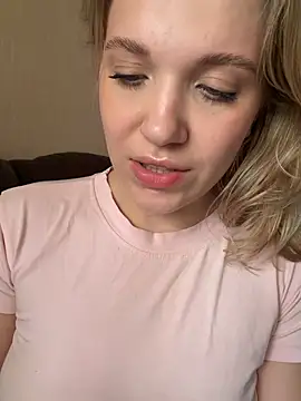 Snapshot of AlisaMyers chatting on 10, 7, 2026 AlisaMyers online show from 10, 7, 2026