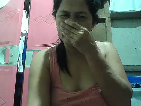 hotmama 063 online show from 9, 10, 2025