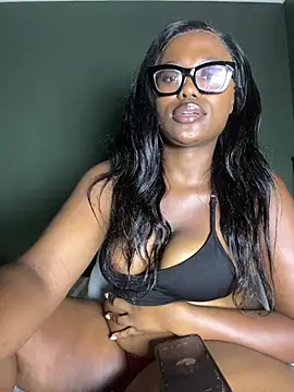 Moonzy77 online show from 22, 3, 2026