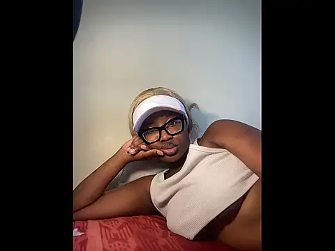 Moonzy77 online show from 22, 9, 2025