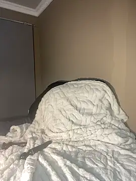 Moonzy77 online show from 7, 11, 2025