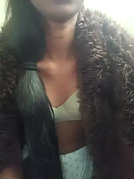 Snapshot of BunnyBloom25 chatting on 9, 9, 2025 BunnyBloom25 online show from 9, 9, 2025