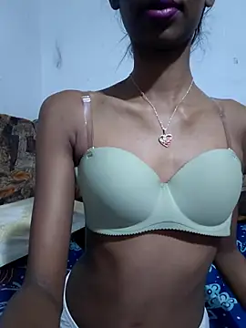 Snapshot of BunnyBloom25 chatting on 5, 11, 2025 BunnyBloom25 online show from 5, 11, 2025