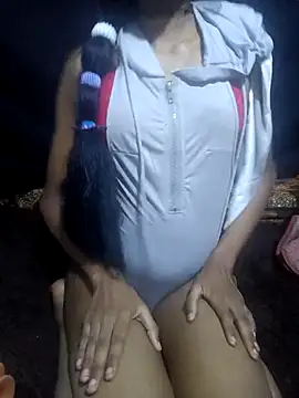 BunnyBloom25 online show from 18, 1, 2026