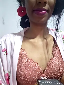 Snapshot of BunnyBloom25 chatting on 10, 11, 2025 BunnyBloom25 online show from 10, 11, 2025