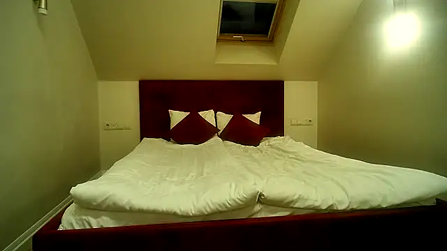 Eva Fit Milf online show from 17, 4, 2026