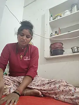 Snapshot of LUCKY_cut chatting on 9, 7, 2026 LUCKY cut online show from 9, 7, 2026