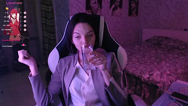 Kitti study online show from 3, 10, 2025