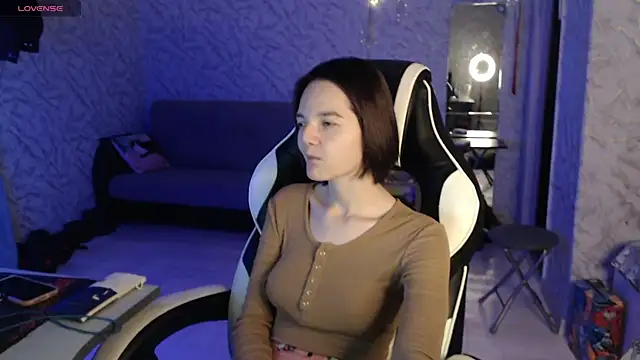 Kitti study online show from 5, 10, 2025