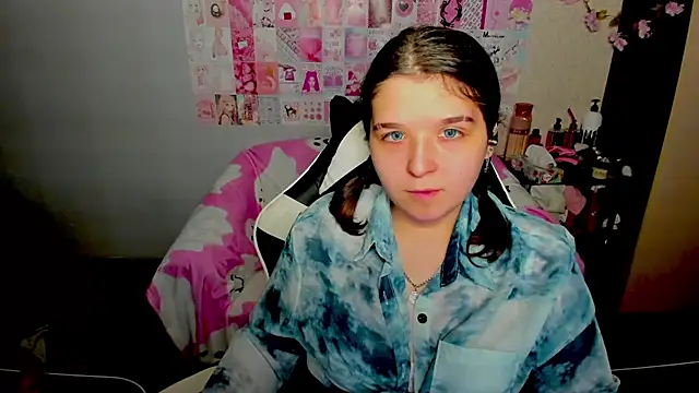 Acid Kate online show from 23, 11, 2025