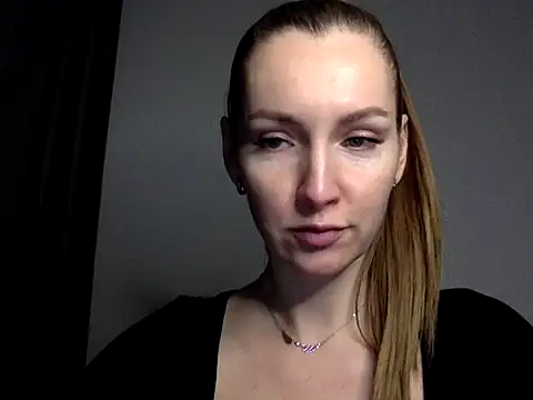 Varnyx online show from 3, 11, 2025