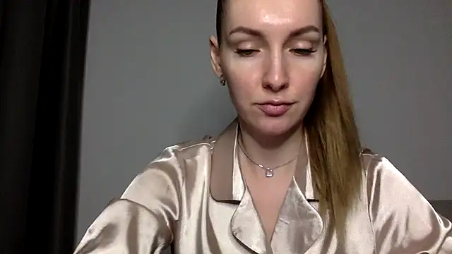 Varnyx online show from 15, 11, 2025