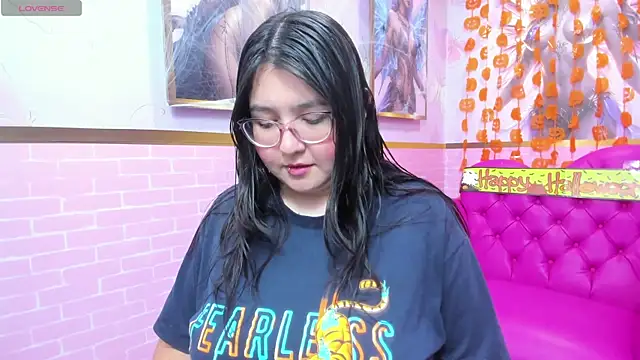 Dulce meow online show from 22, 10, 2025