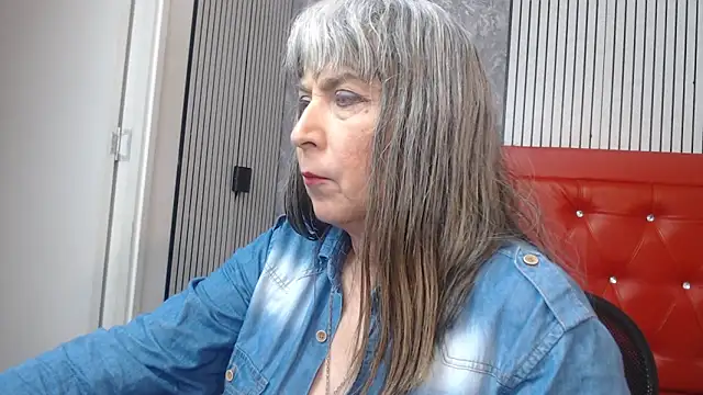 linda  mature online show from 6, 10, 2025