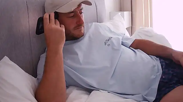 Londonlad818 online show from 8, 9, 2025