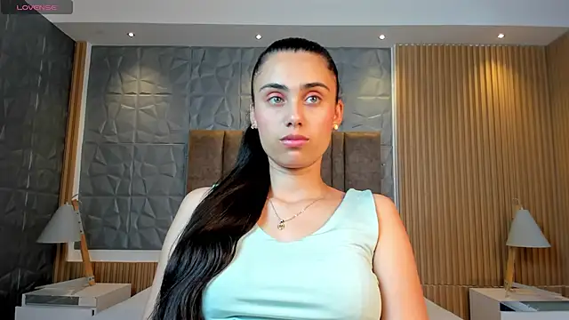 sofiapalacioss online show from 19, 12, 2025