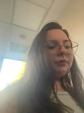 Mia Swano online show from 10, 7, 2026