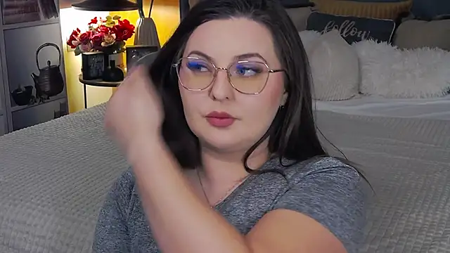 Mia Swano online show from 23, 11, 2025