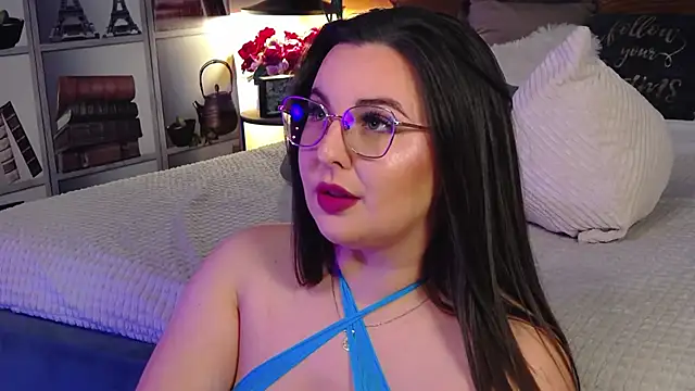 Mia Swano online show from 25, 10, 2025