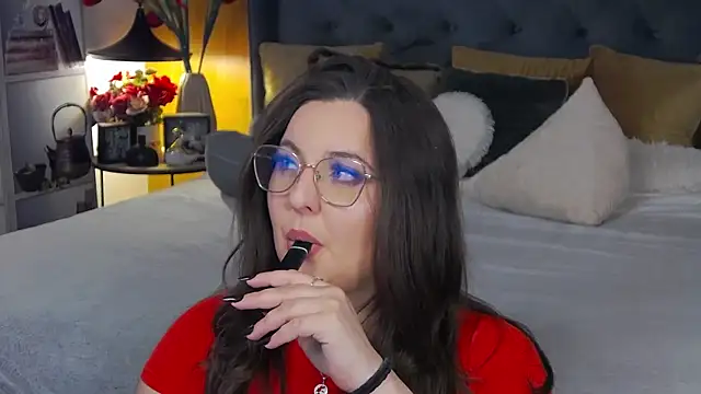 Mia Swano online show from 30, 11, 2025