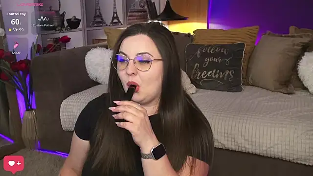 Snapshot of Mia_Swano chatting on 6, 5, 2026 Mia Swano online show from 6, 5, 2026