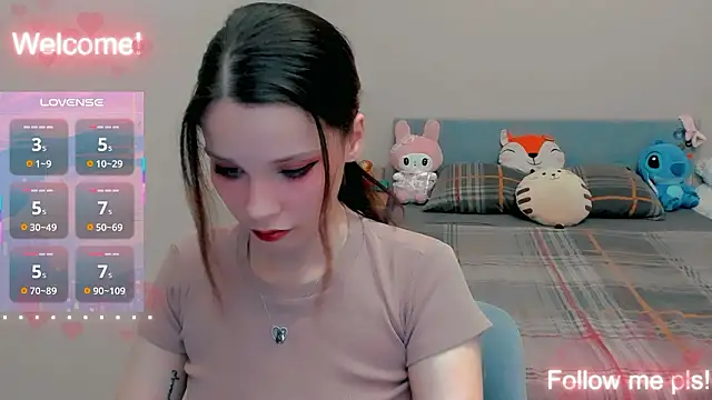 Kitten Alissa online show from 8, 3, 2026
