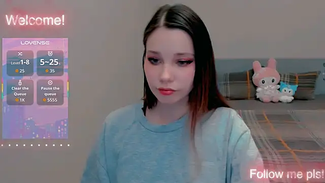 Kitten Alissa online show from 28, 4, 2026