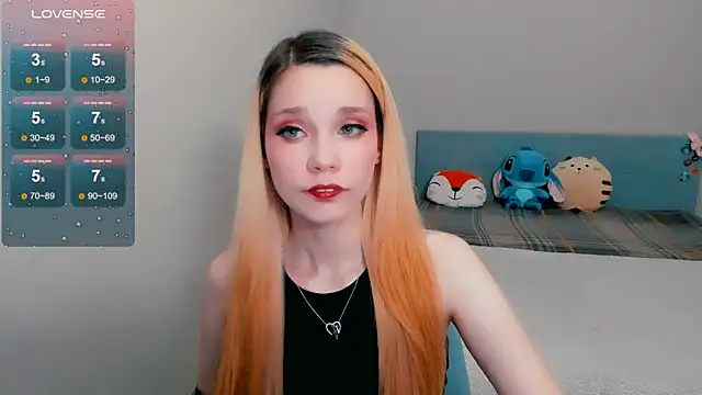 Kitten Alissa online show from 15, 10, 2025