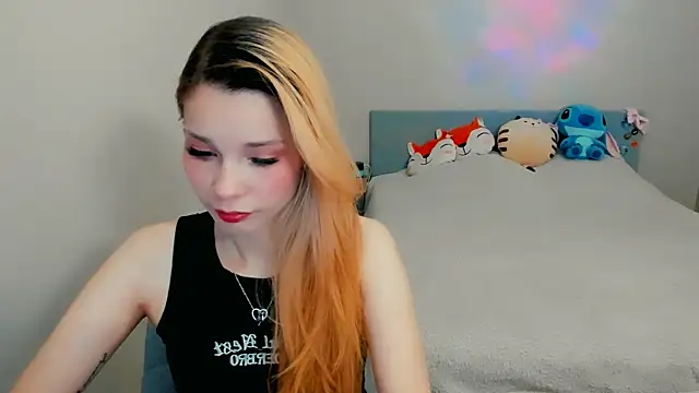 Kitten Alissa online show from 11, 10, 2025