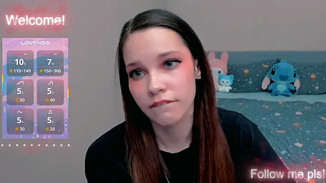 Kitten Alissa online show from 10, 5, 2026