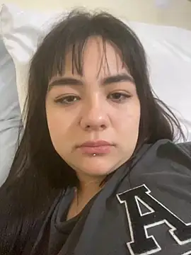 jasmincollin  online show from 17, 10, 2025