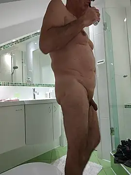 Oldmenhot66 online show from 11, 1, 2026